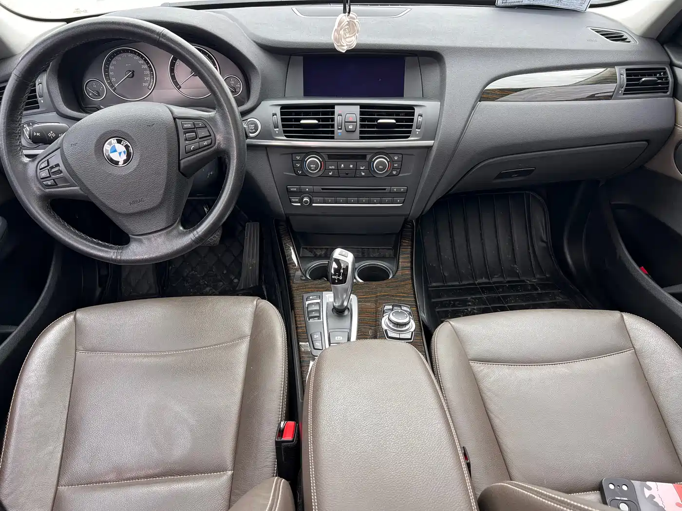 BMW X3 (Import) 2013 Facelift xDrive20i Luxury фото 9