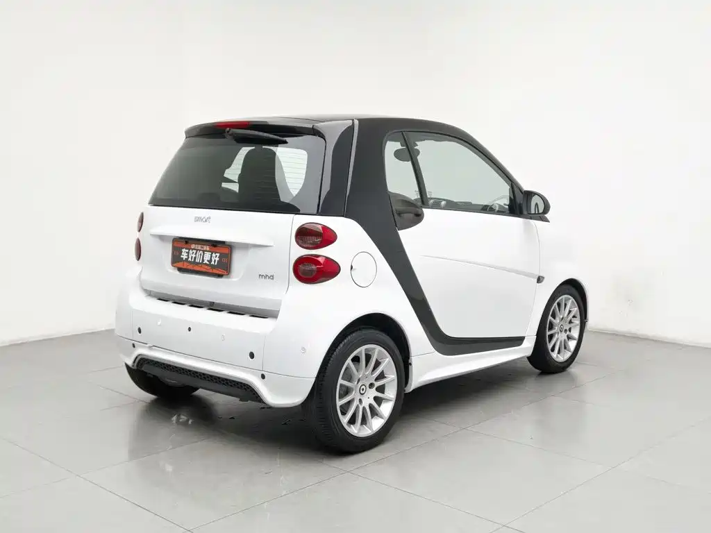 Photo 2 - smart fortwo