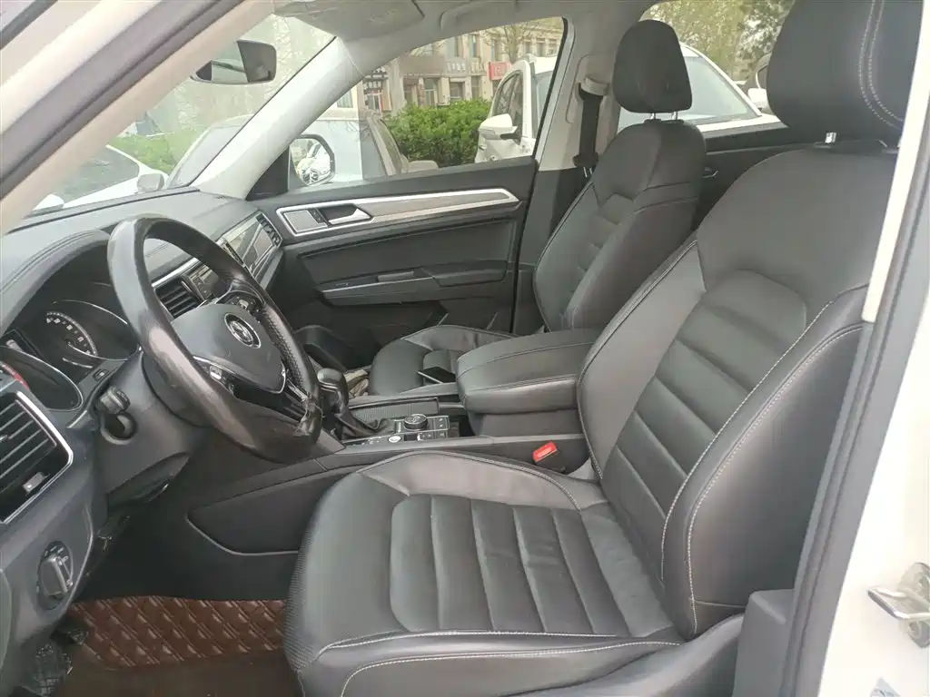 Volkswagen Teramont 2019 380TSI 4WD Luxury Edition China VI фото 11
