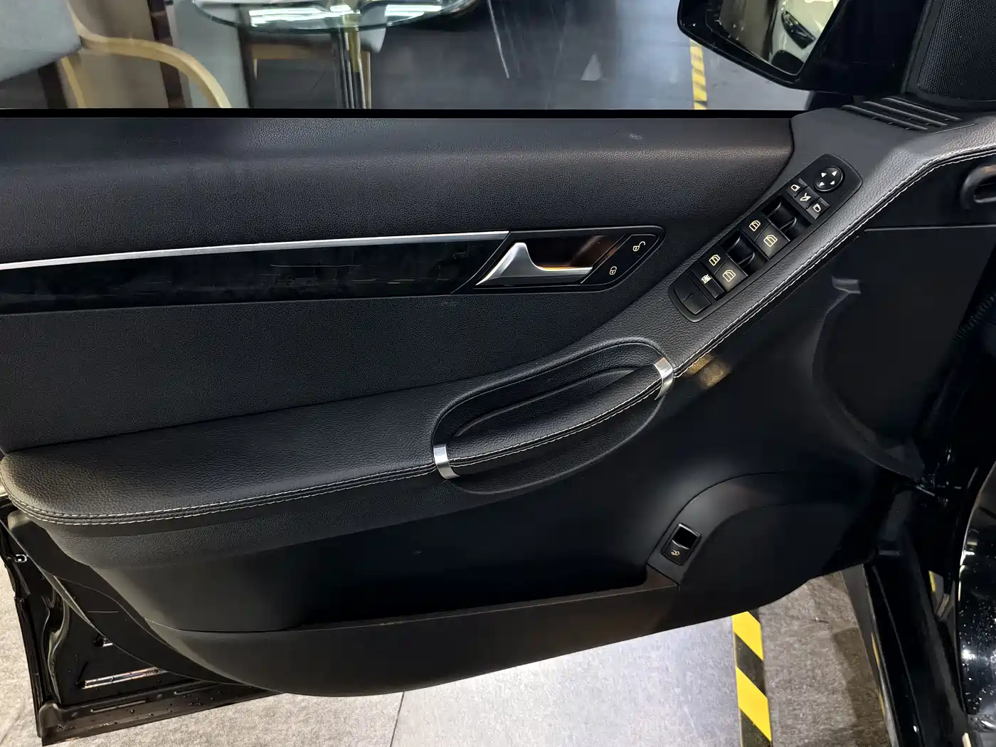 Mercedes-Benz R-Class 2017 R 320 4MATIC Business Collector's Edition фото 8