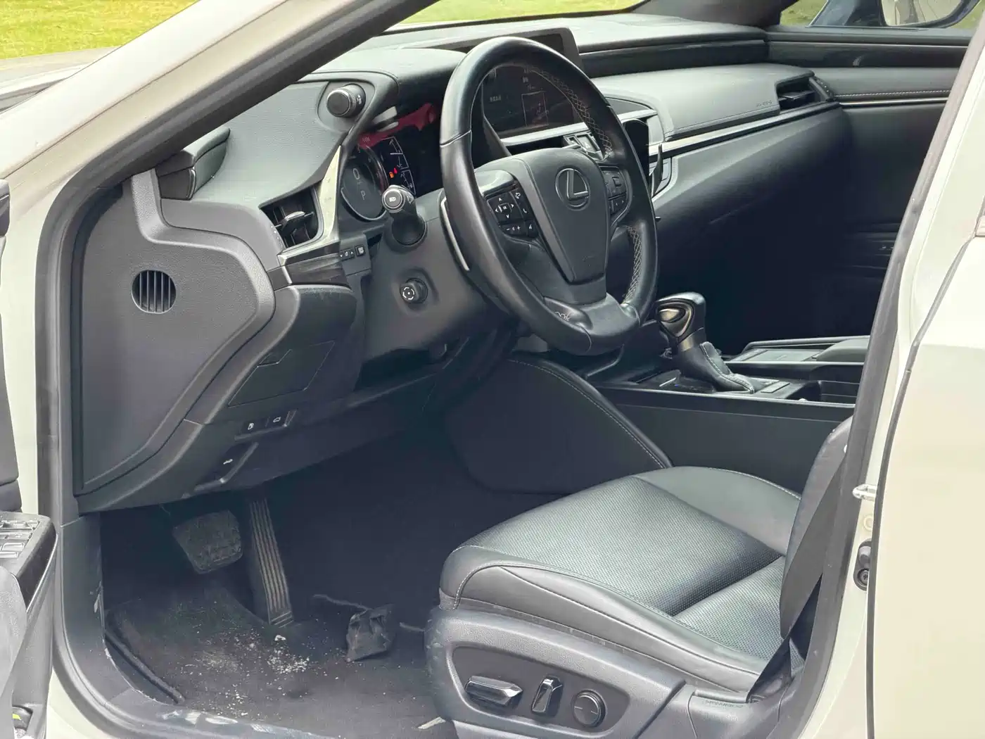 Lexus ES 2020 200 Excellence фото 8