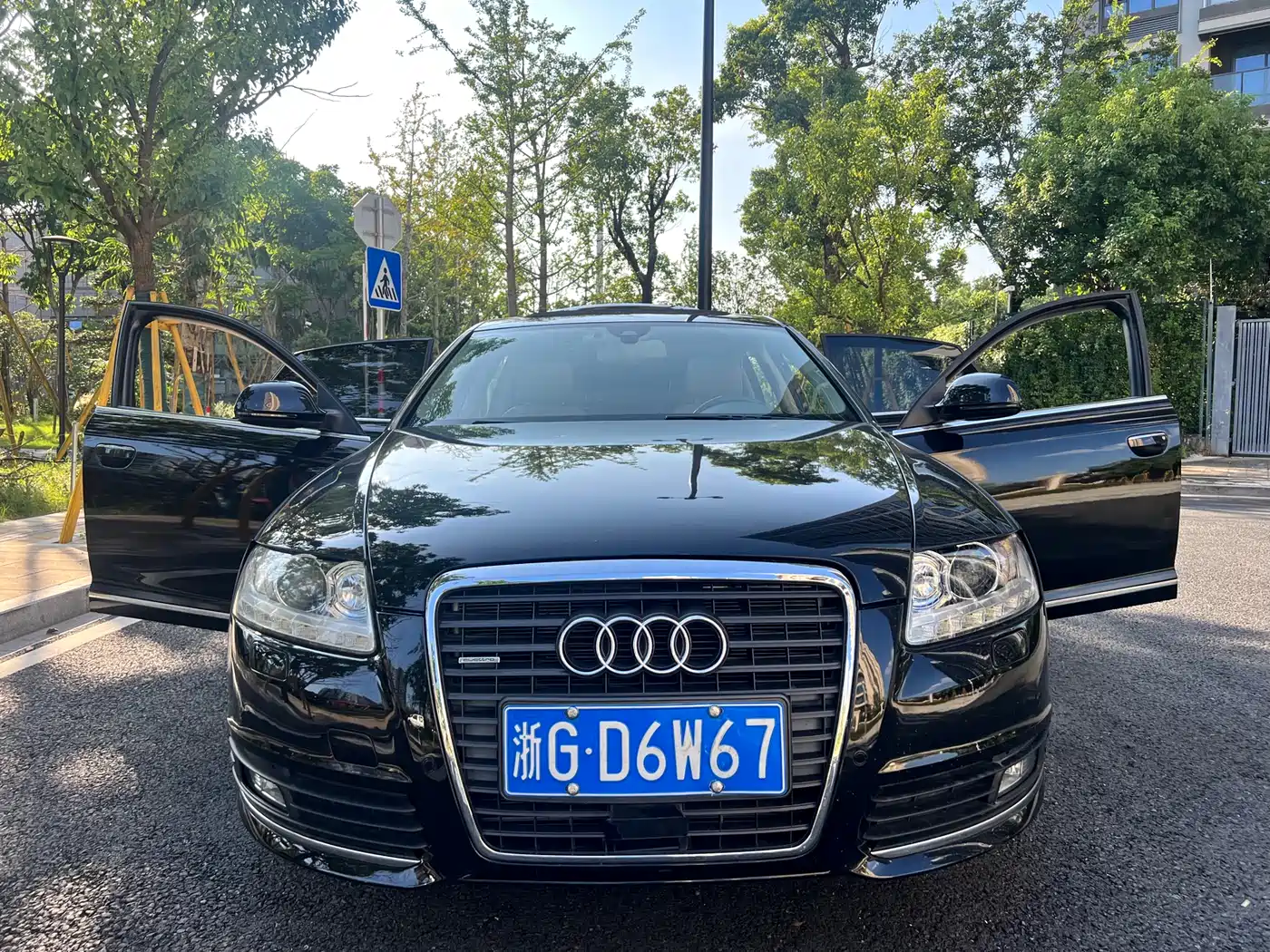 Audi A6L 2011 3.0 TFSI quattro Luxury фото 21