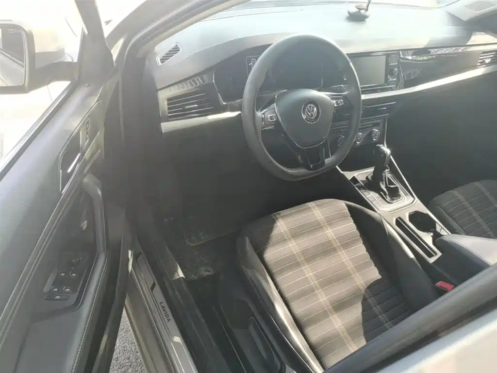 Volkswagen Lavida 2019 280TSI DSG Comfort Edition China VI фото 16