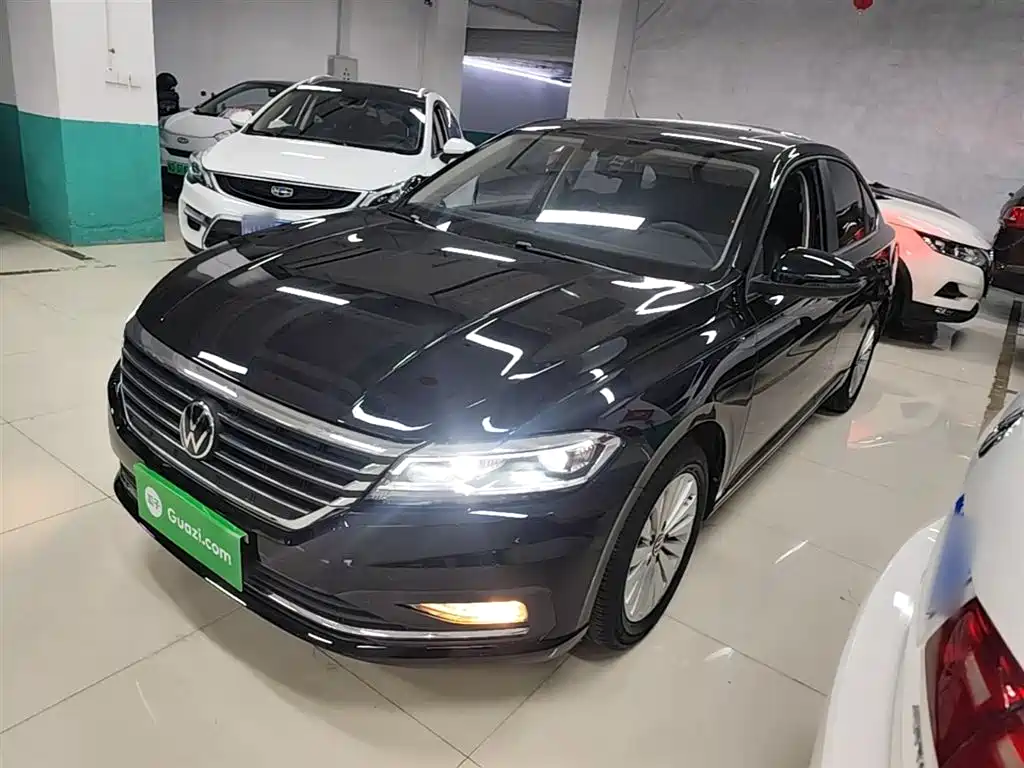 Volkswagen Lavida 2022 1.5L Auto Comfort Edition фото 2