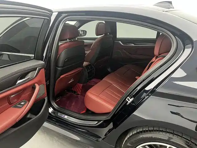 BMW 5 Series New Energy 2022 Facelift II 535Le Pioneer Edition M Sport Package фото 5