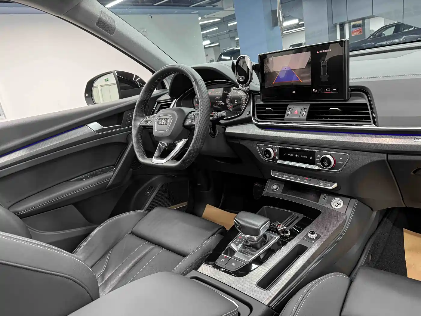 Audi Q5L 2022 45T Luxury Dynamic фото 23