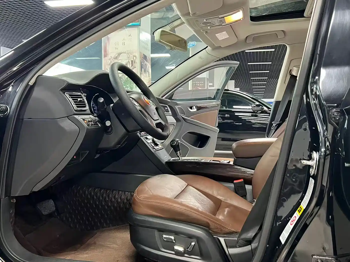 Hongqi H7 2015 2.0T Luxury фото 8