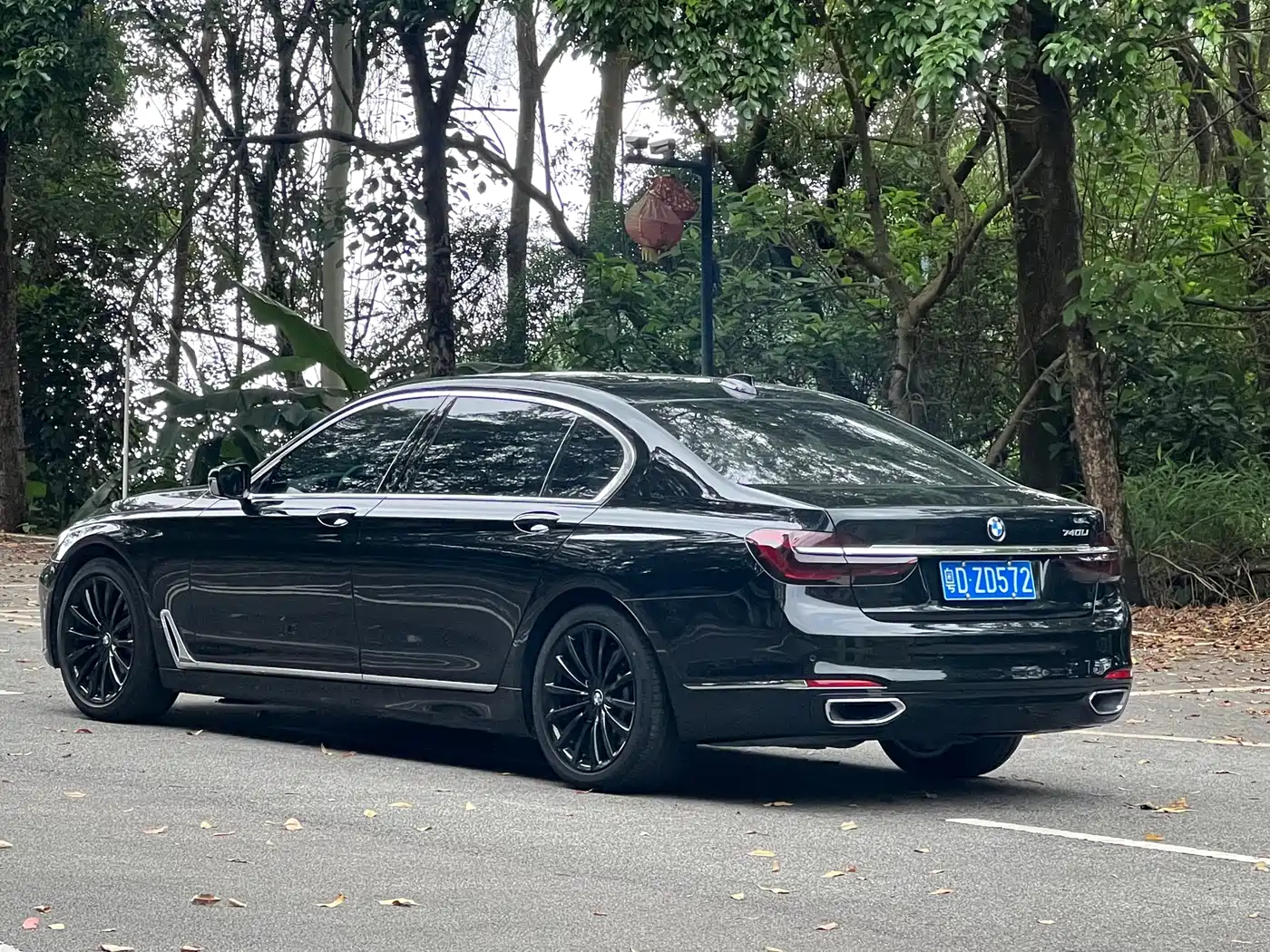 BMW 7 Series 2016 740Li Luxury фото 6