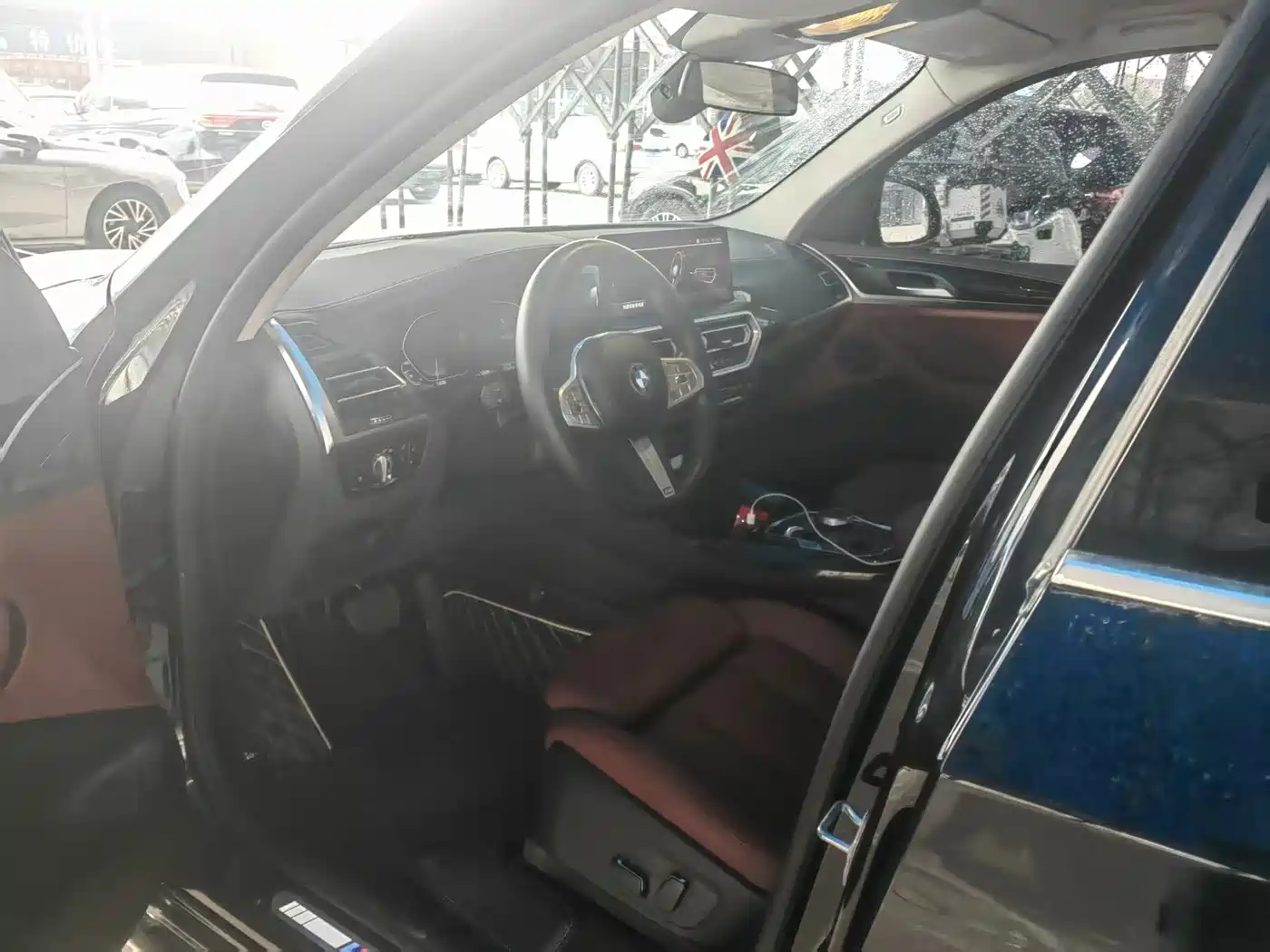 BMW iX3 2024 Leading Edition фото 7
