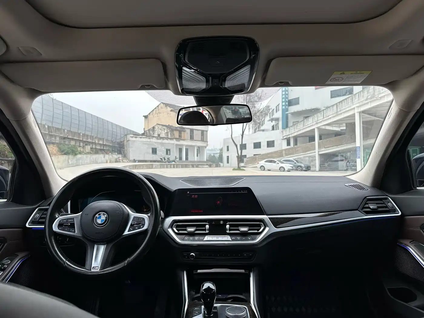 BMW 3 Series 2022 325Li M Sport Package фото 6