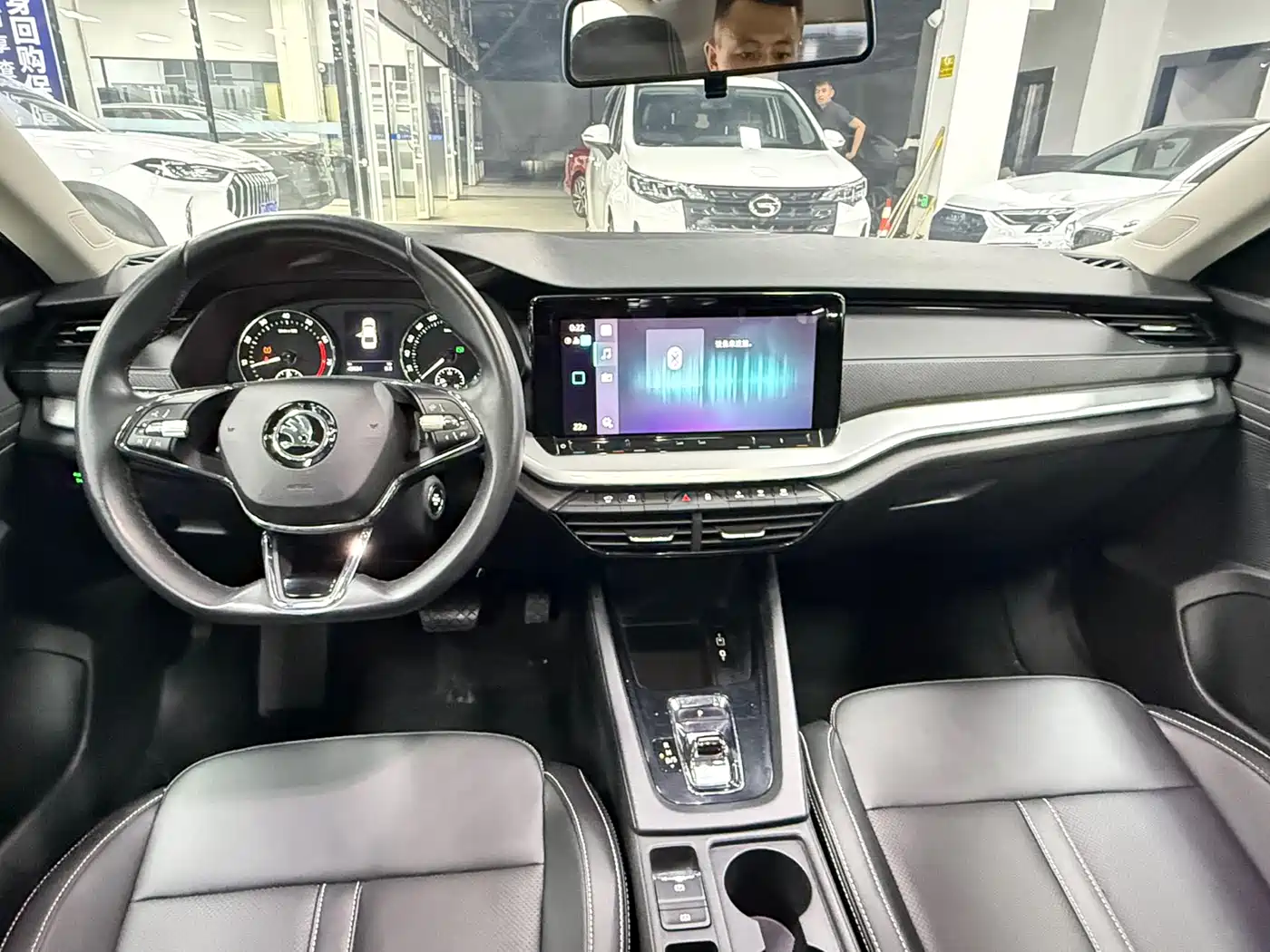 Škoda Octavia 2022 PRO TSI280 Premium Edition фото 19