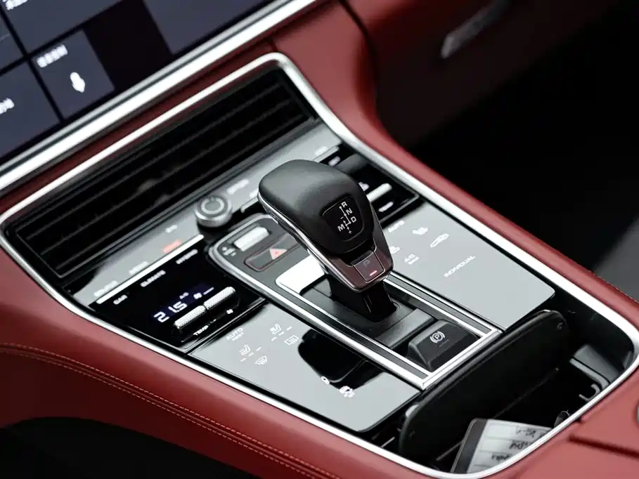 PORSCHE PANAMERA NEW ENERGY