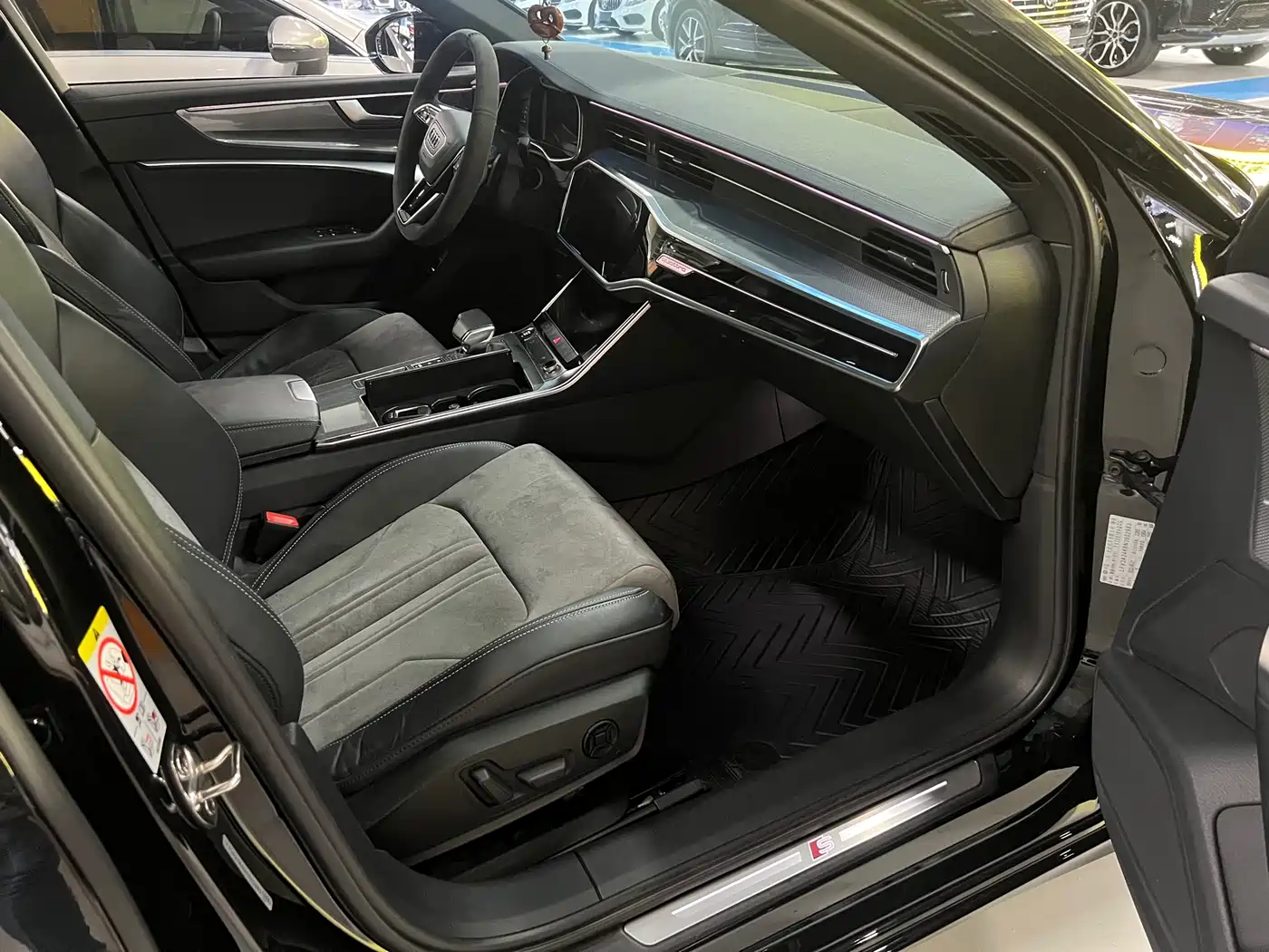 Audi A6L 2022 45 TFSI quattro Premium Dynamic фото 17