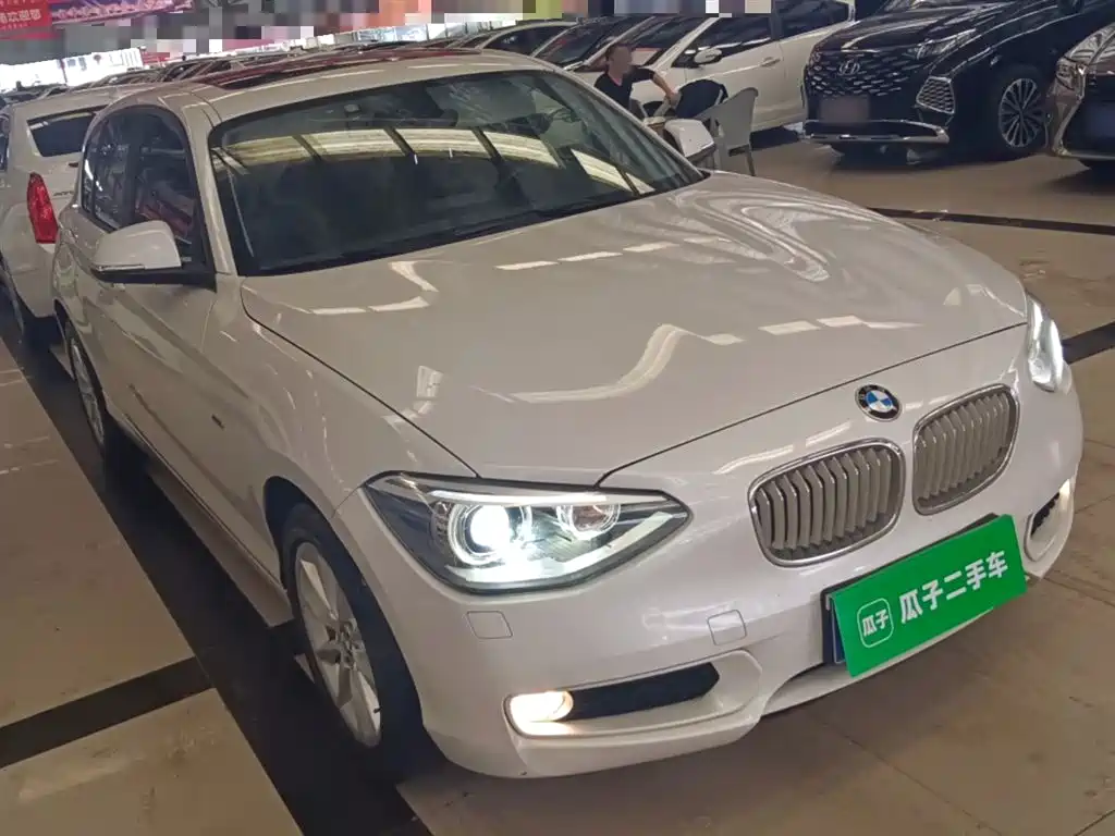 BMW 1 Series (Import) 2013 Facelift 116i Urban Model фото 22