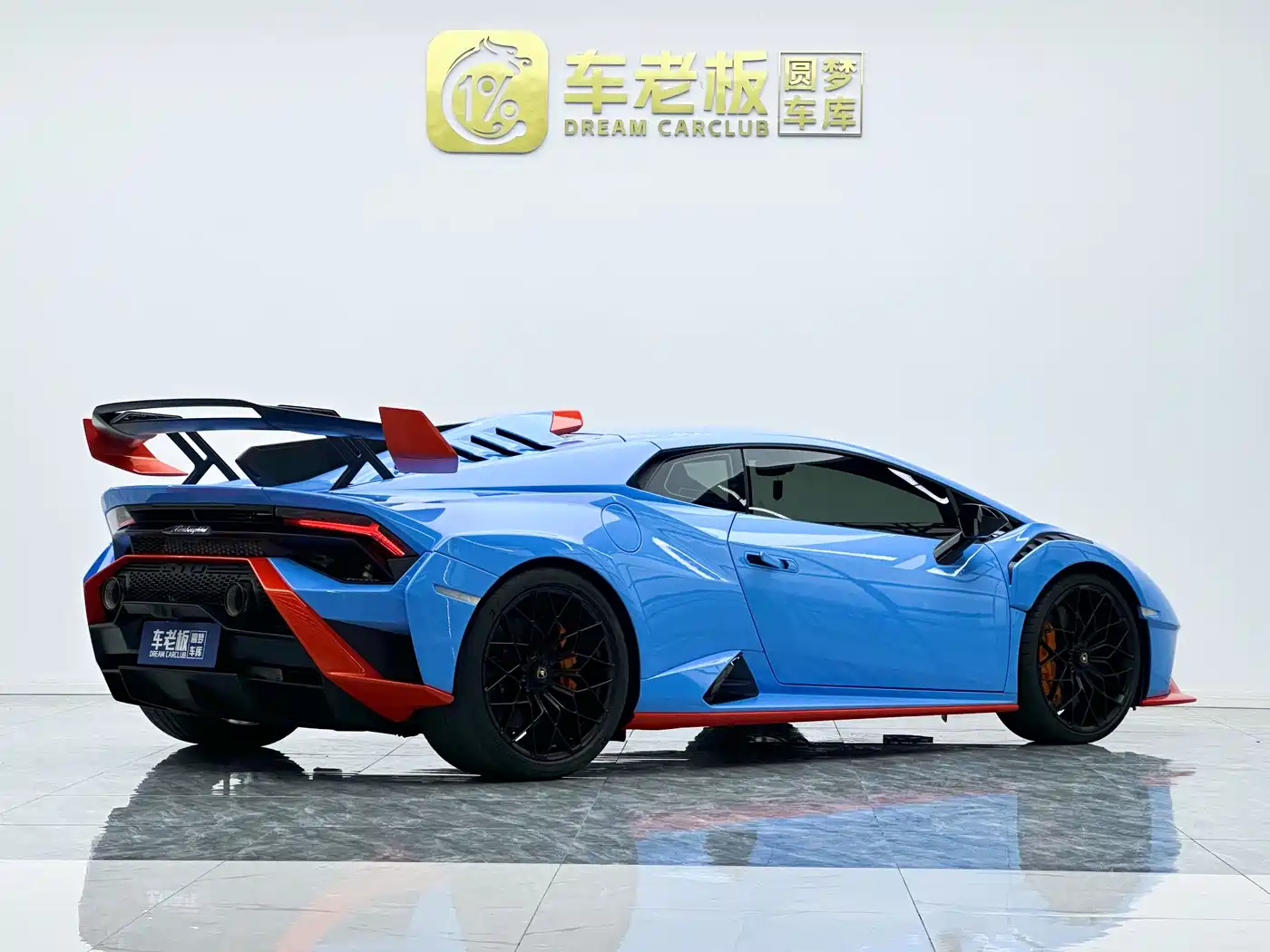 LAMBORGHINI HURACÁN