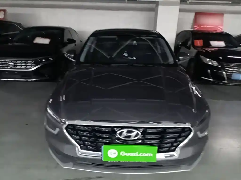 Hyundai Mistra 2021 2021 1.8L CVT GLX Elite