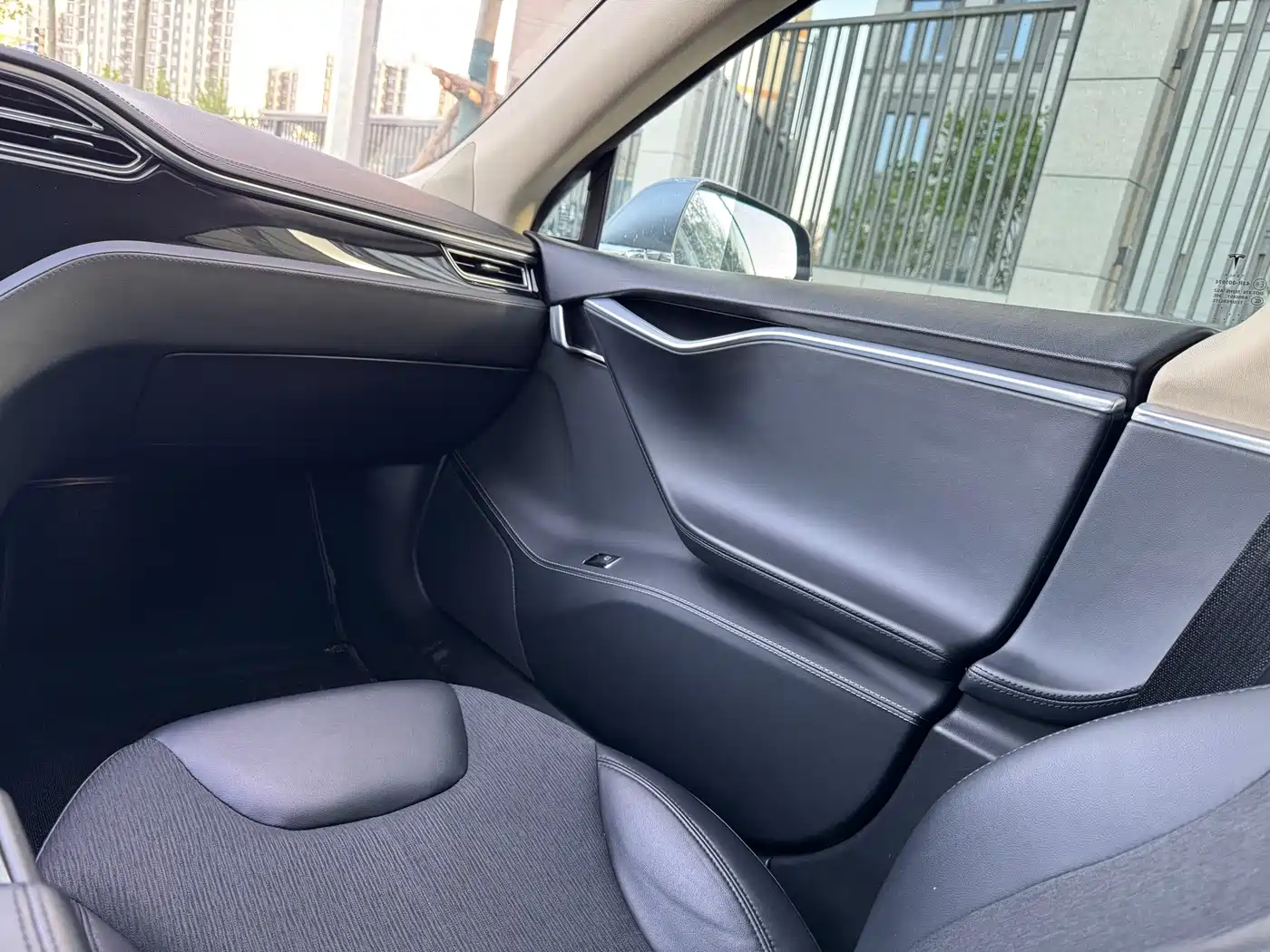 Tesla Model S 2014 2014 Model S 85