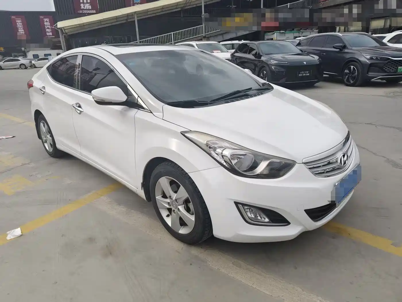 Hyundai Langdong 2013 1.6L Automatic Leading фото 3