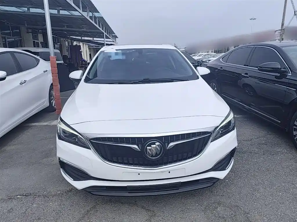 Buick Verano 2019 Sedan 20T Dual Clutch Elite фото 3