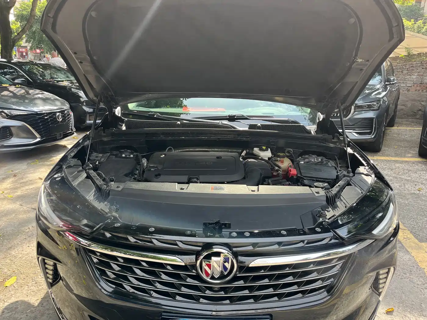 Фото 15 - Buick Envision Plus