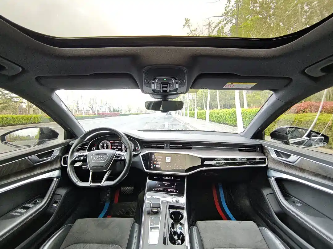 Audi A6L 2023 55 TFSI quattro Premium Dynamic фото 5