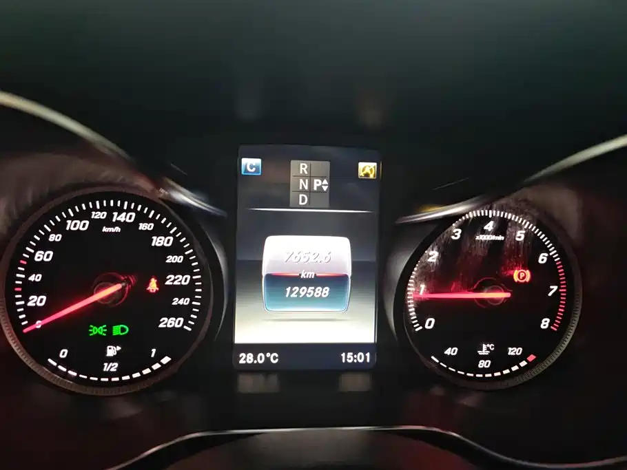 Mercedes-Benz C-Class 2017 Facelift C 180 L Dynamic Sport Edition фото 14