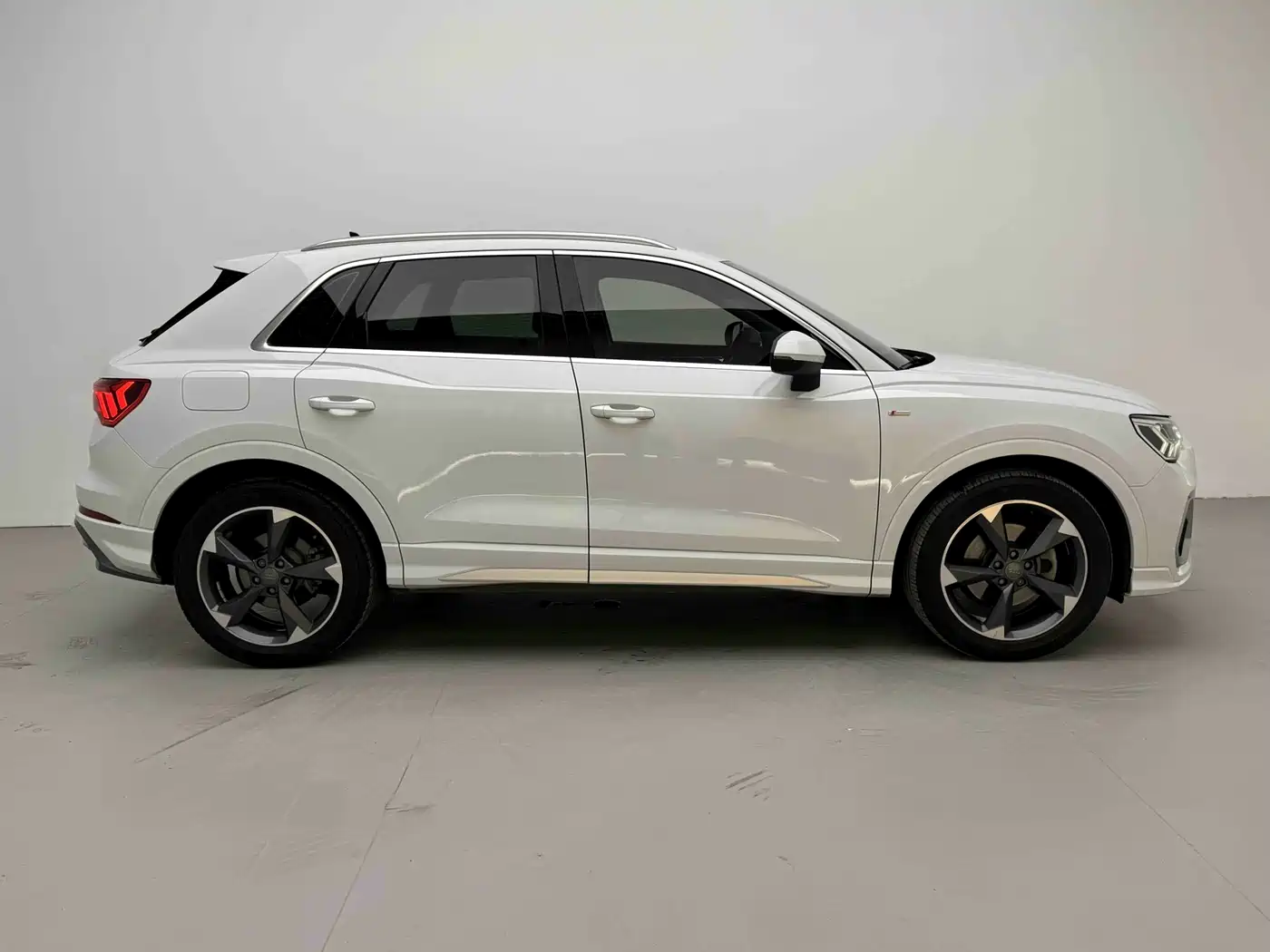 Audi Q3 2019 40 TFSI Fashion Dynamic фото 6