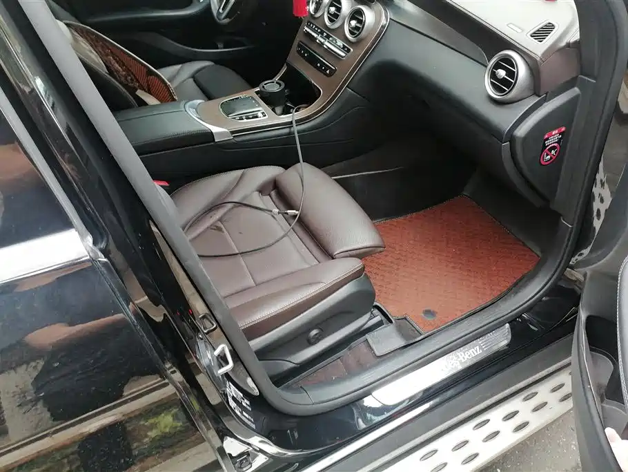 Mercedes-Benz GLC 2022 Facelift GLC 300 L 4MATIC Dynamic Collector's Edition фото 8