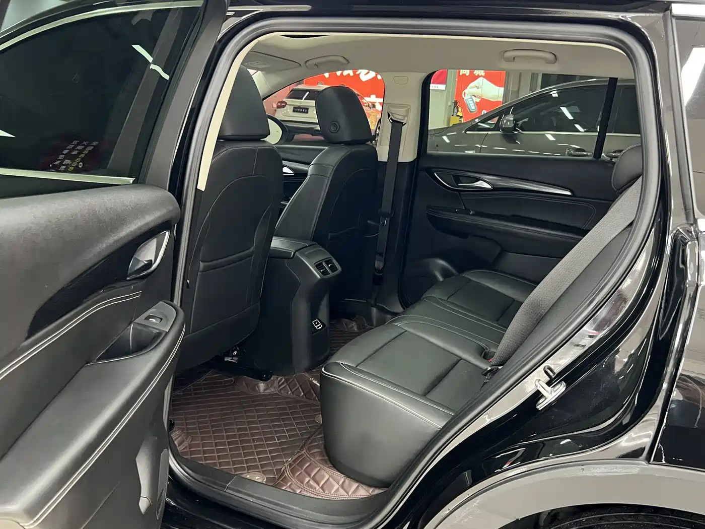 Buick Envision Plus 2022 Enclave Plus 652T 5-Seater AWD Luxury фото 6