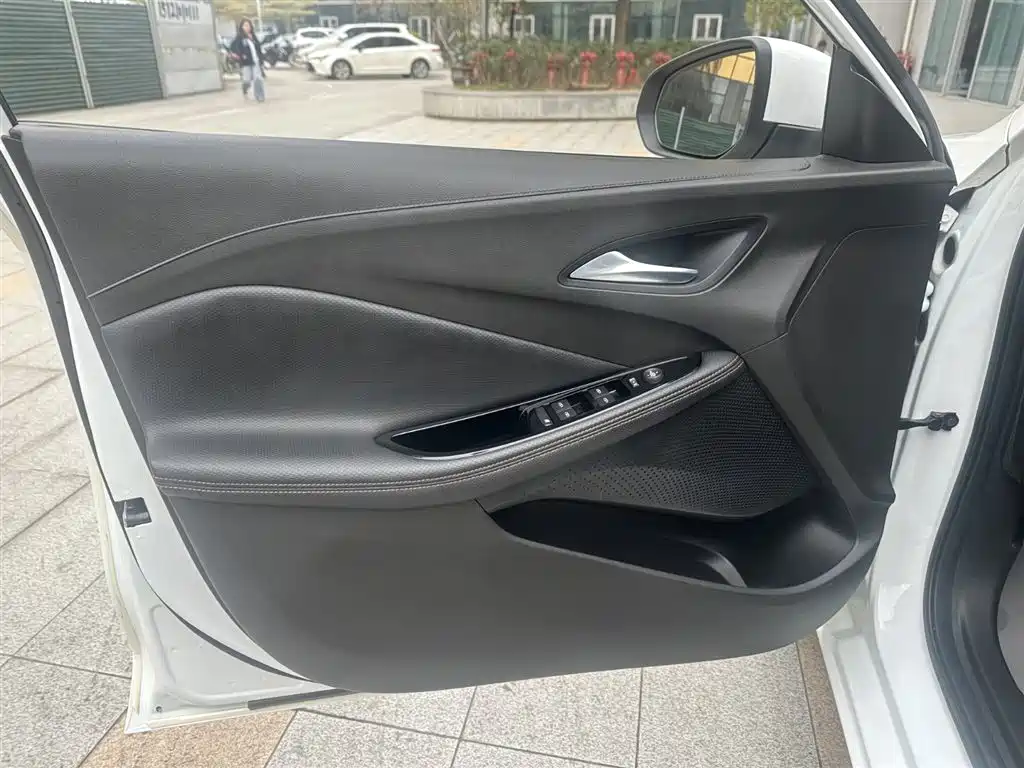 Buick Verano 2023 Pro Joy Edition фото 24