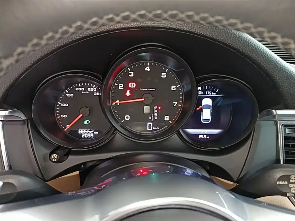 Porsche Macan 2017 Macan 2.0T фото 12