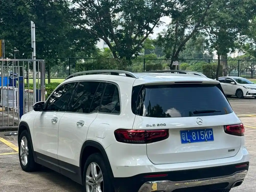 Фото 9 - Mercedes-Benz GLB
