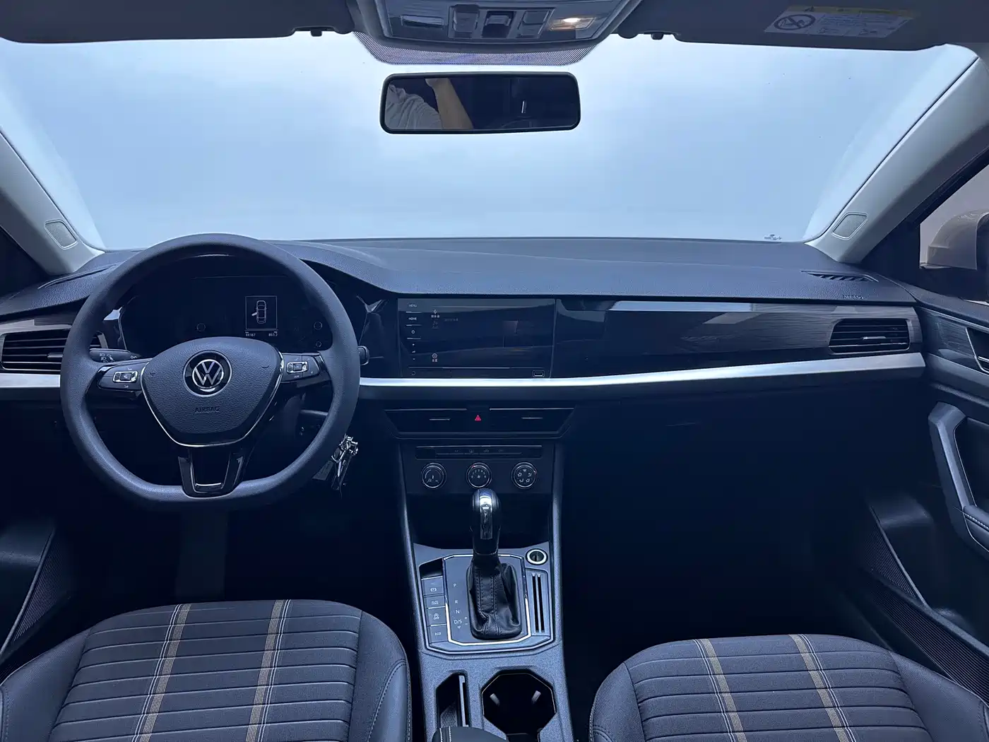 Volkswagen Lavida 2021 280TSI DSG Comfort Edition фото 17