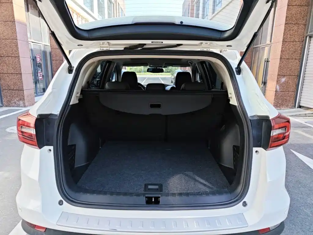 Dongfeng Aeolus Dongfeng Fengshen AX7 2018 2018 Classic 1.6T Auto Luxury