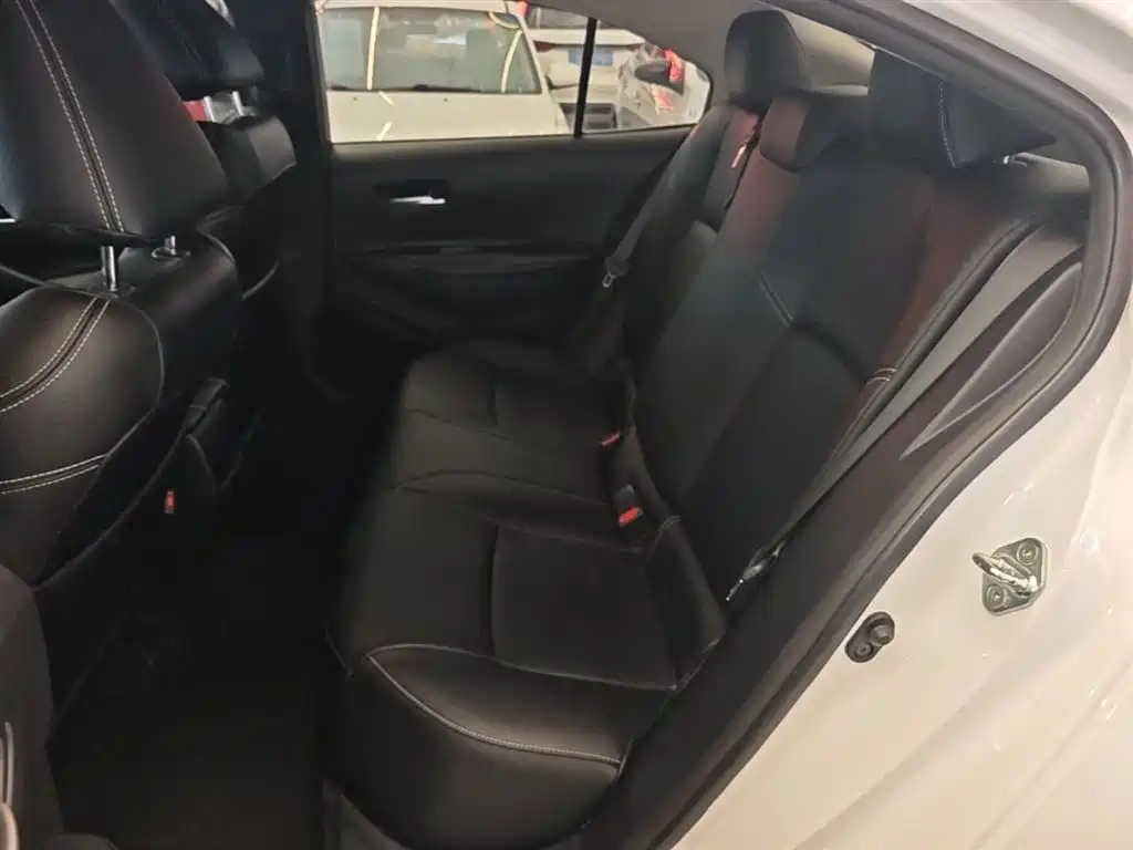 Toyota Corolla 2021 1.2T S-CVT Pioneer PLUS Edition фото 16