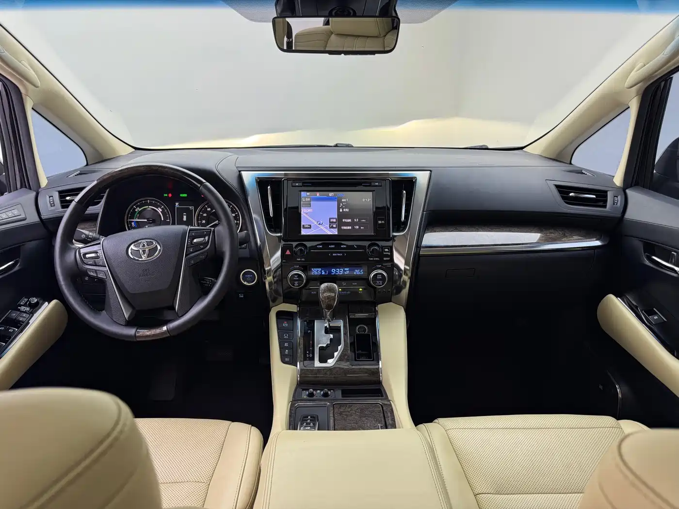 Toyota Vellfire 2019 Hybrid 2.5L HV Premium Edition фото 8