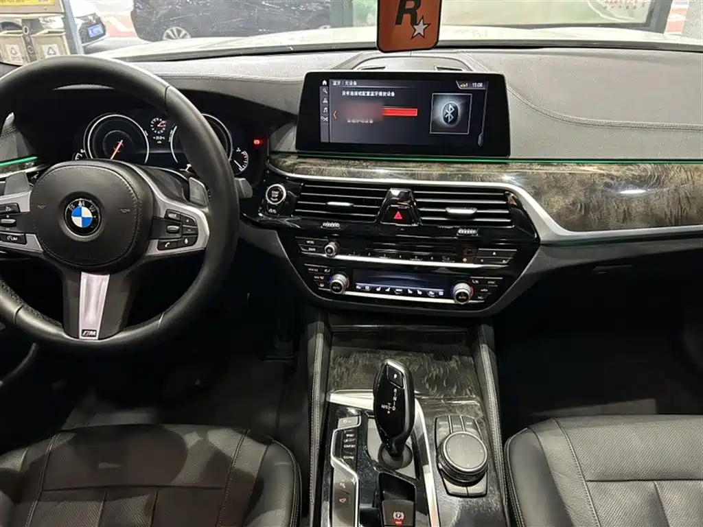 BMW 5 Series 2018 530Li Premium M Sport Package фото 14