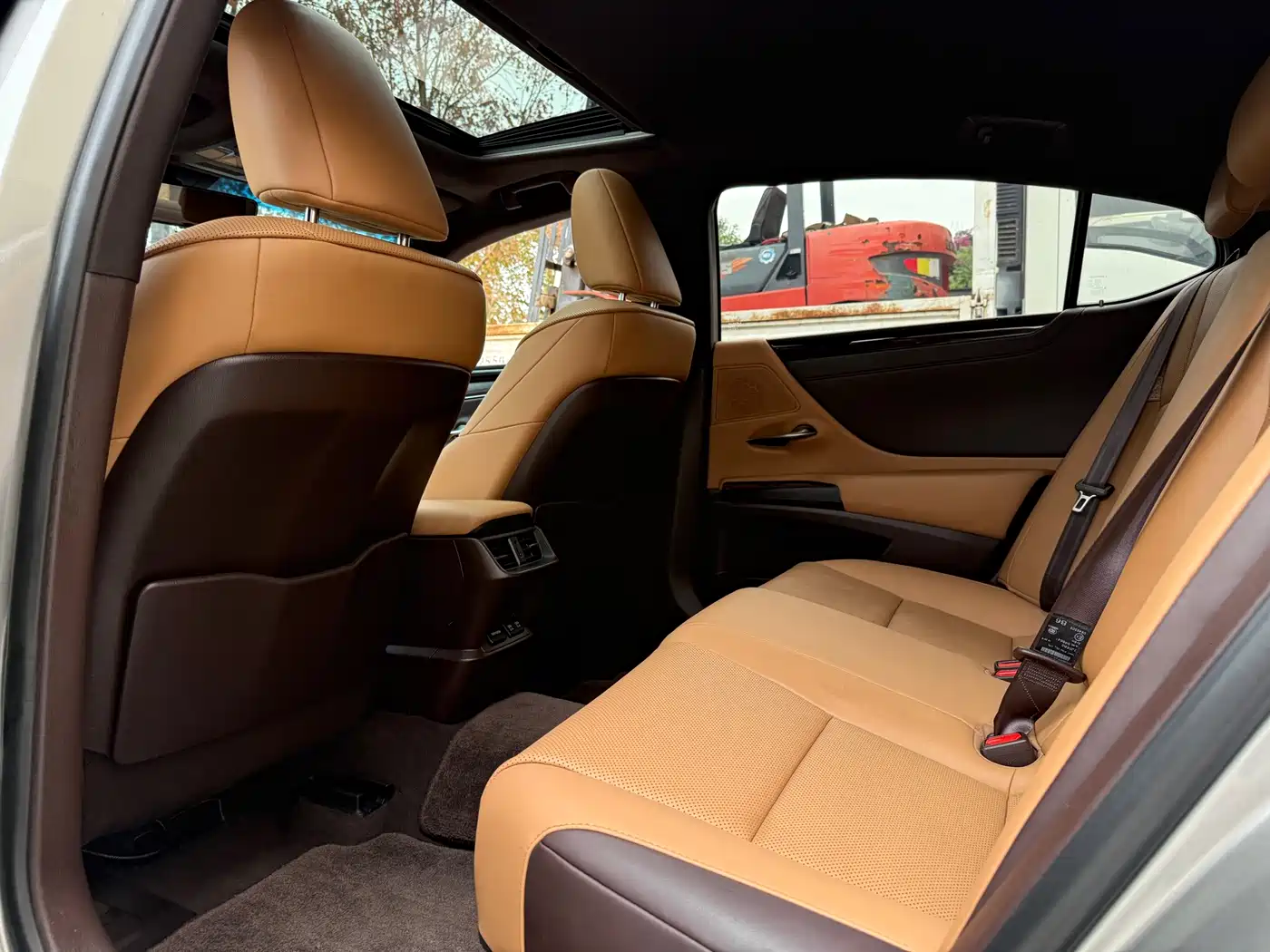 Lexus ES 2018 200 Luxury Edition China V фото 10