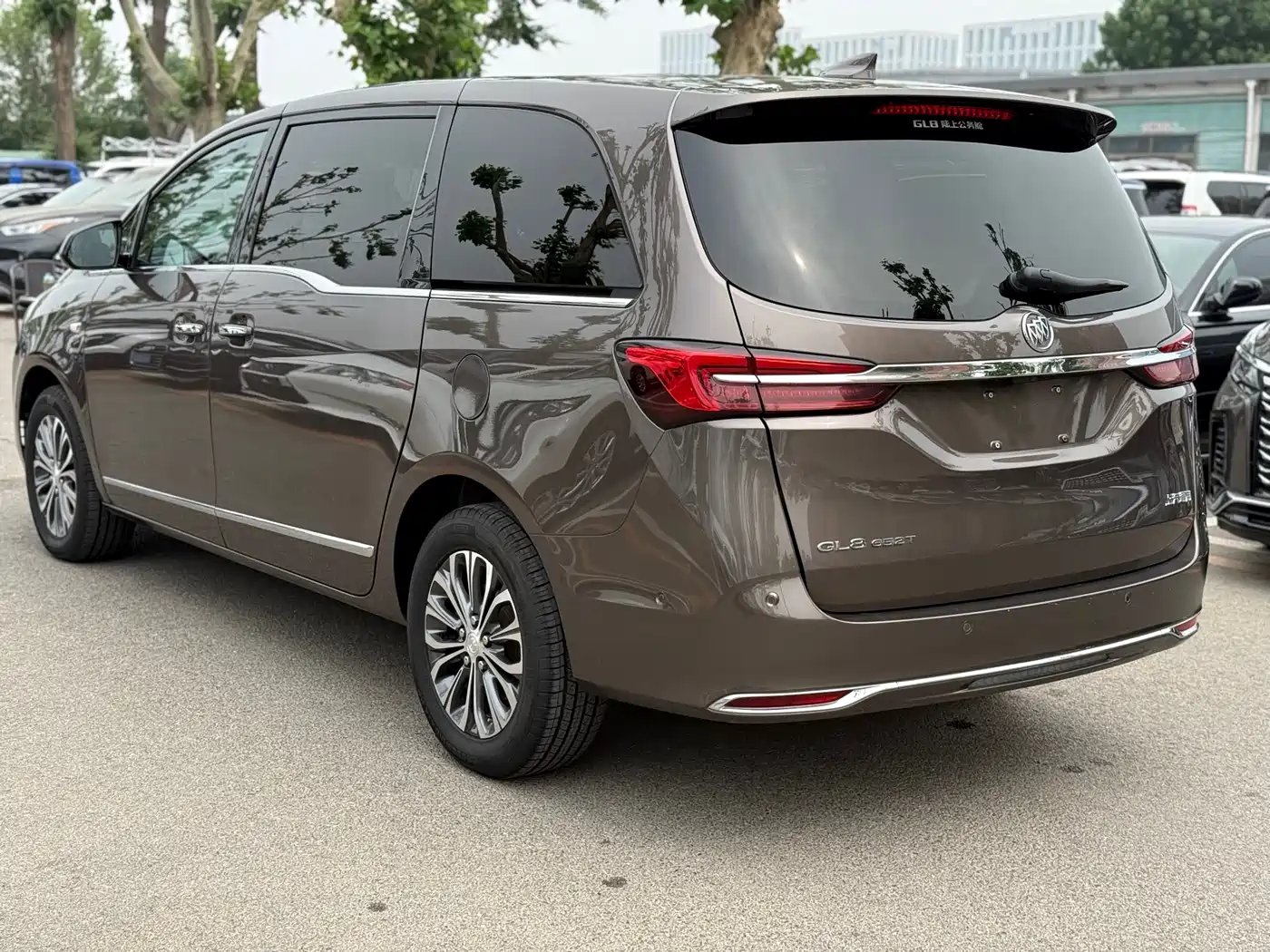 Buick GL8 2021 Land Business Class 652T Luxury фото 13