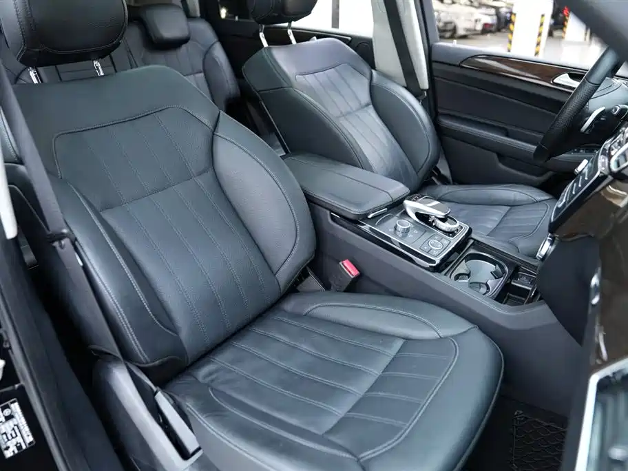 Mercedes-Benz GLS 2018 GLS 400 4MATIC Dynamic фото 16