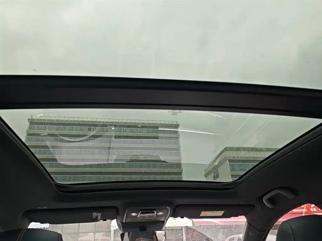 BYD Song PLUS PHEV 2024 Glory Edition DM-i 110km Flagship фото 17