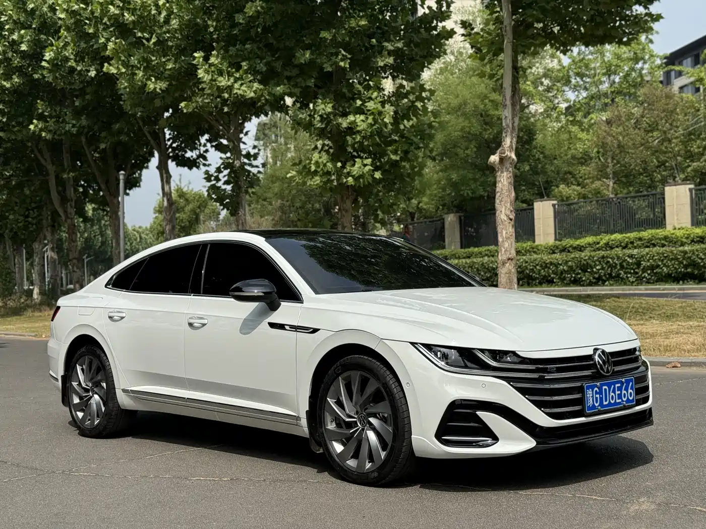 Volkswagen FAW-Volkswagen CC 2021 380TSI Eye-catching Edition фото 3