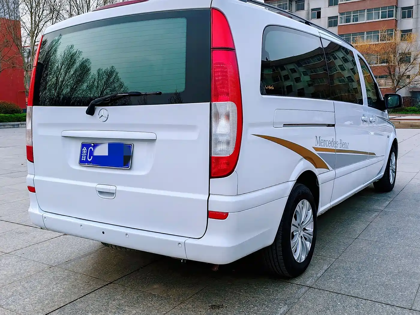 Mercedes-Benz Vito 2011 2.5L Business Edition фото 13