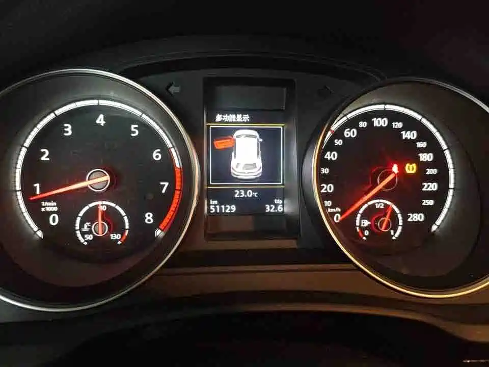 Volkswagen Scirocco 2016 2015 2.0TSI Luxury Edition