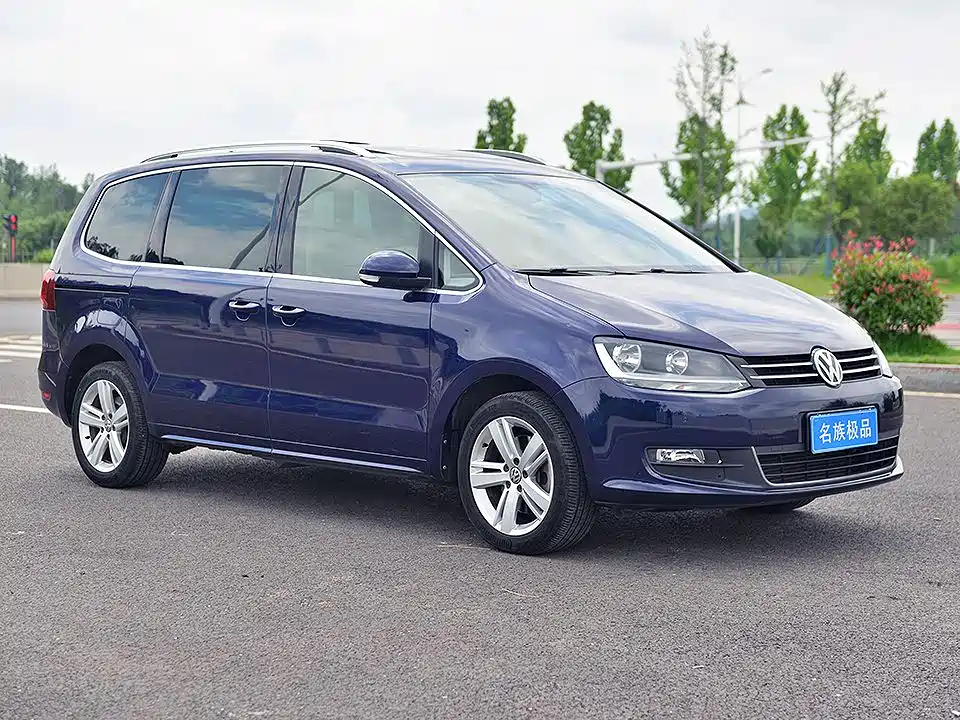 Volkswagen Sharan 2018 380TSI Comfort 7-Seater фото 7