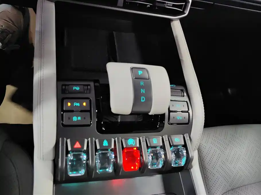 FANG CHENG BAO TITANIUM 3