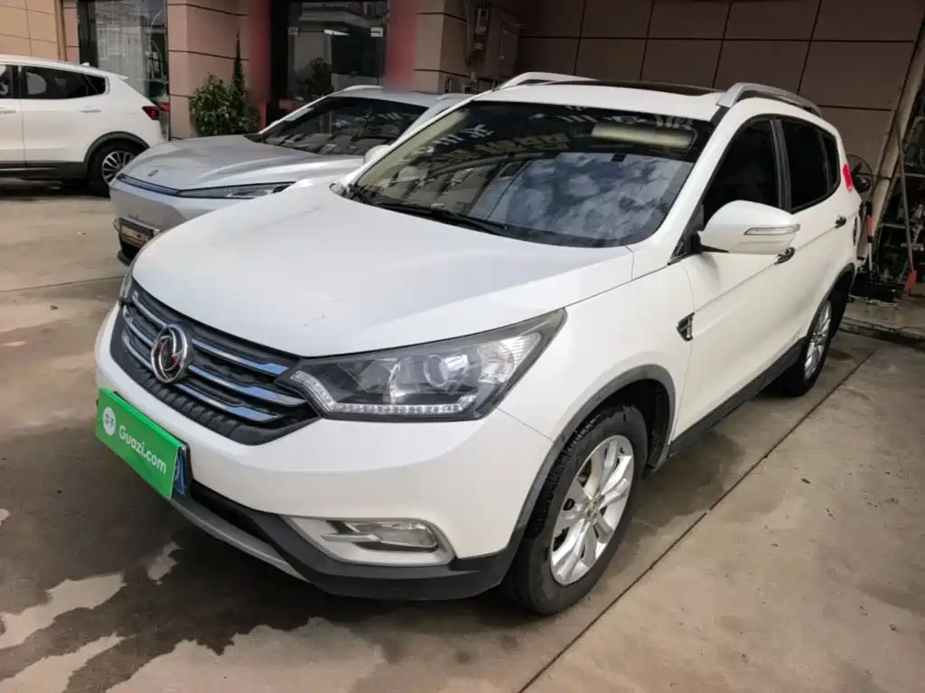 Dongfeng Aeolus Dongfeng Fengshen AX7 2015 2015 2.0L Automatic Smart Ease