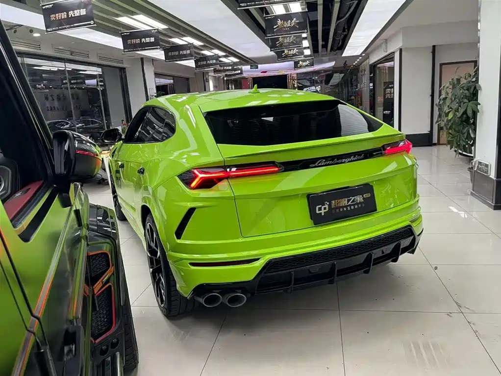 Lamborghini Urus 2021 4.0T V8 фото 8