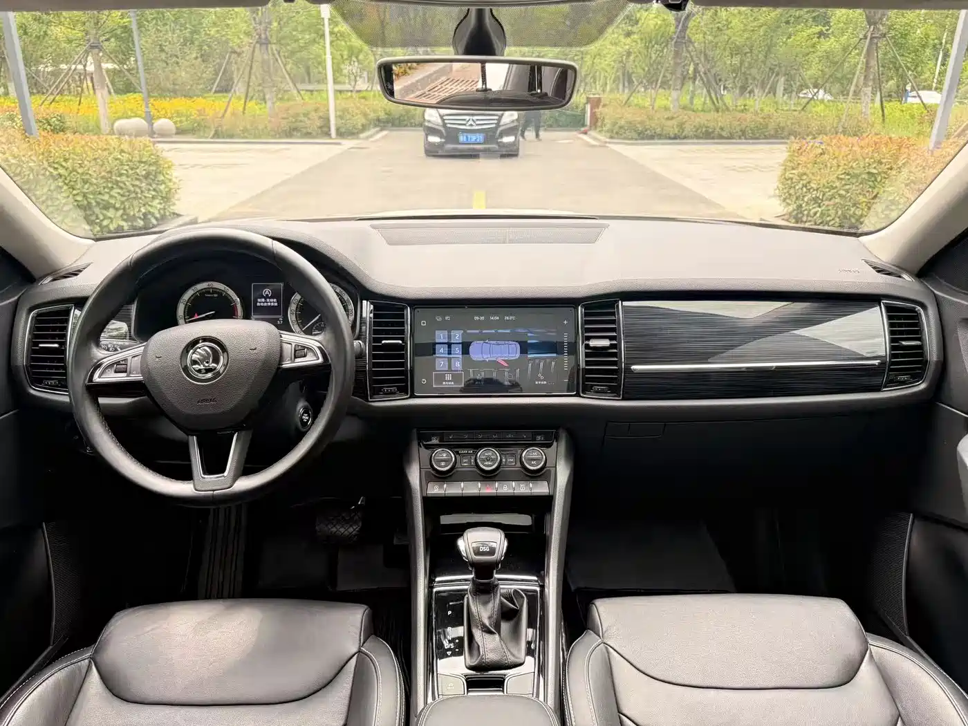 Škoda Kodiaq 2018 Facelift TSI330 5-seat 2WD Premium Luxury Edition фото 18