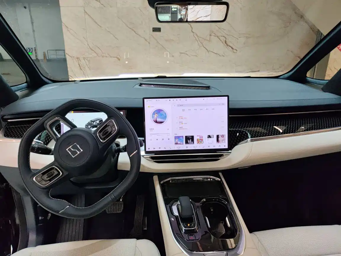 ZEEKR EXTREME KRYPTON 009